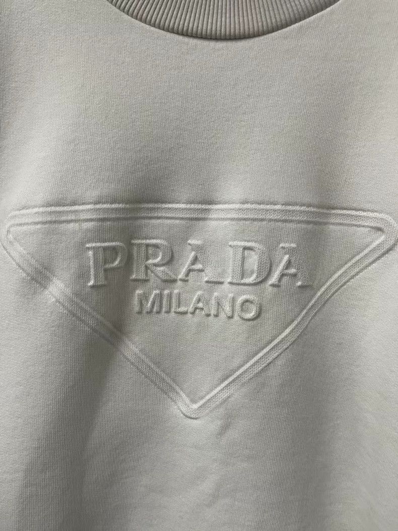 Prada Prada White Embossed Logo Short Sleeve Shirt-yf Size US M / EU 48-50 / 2 - 5 Thumbnail