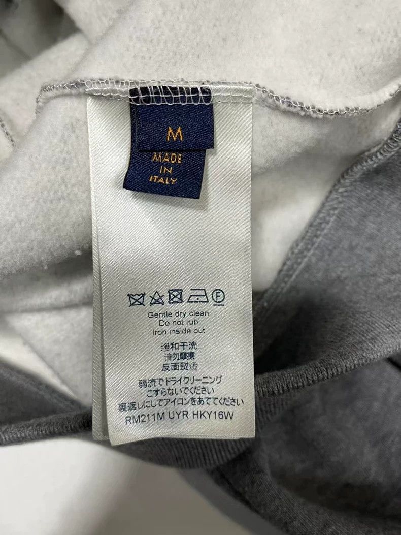 Louis Vuitton Louis Vuitton Embroidered Sweatshirt in Gray-yf Size US M / EU 48-50 / 2 - 7 Thumbnail