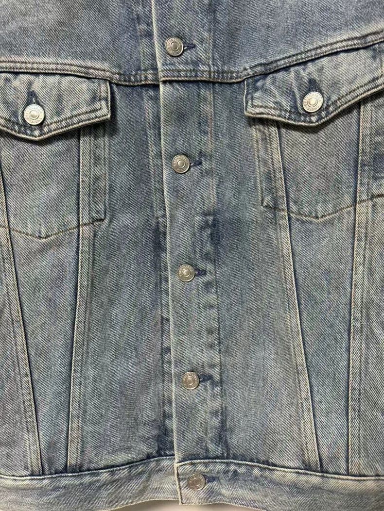 Balenciaga Balenciaga Rhinestone Denim Jacket Size 34-yf Size US M / EU 48-50 / 2 - 4 Thumbnail