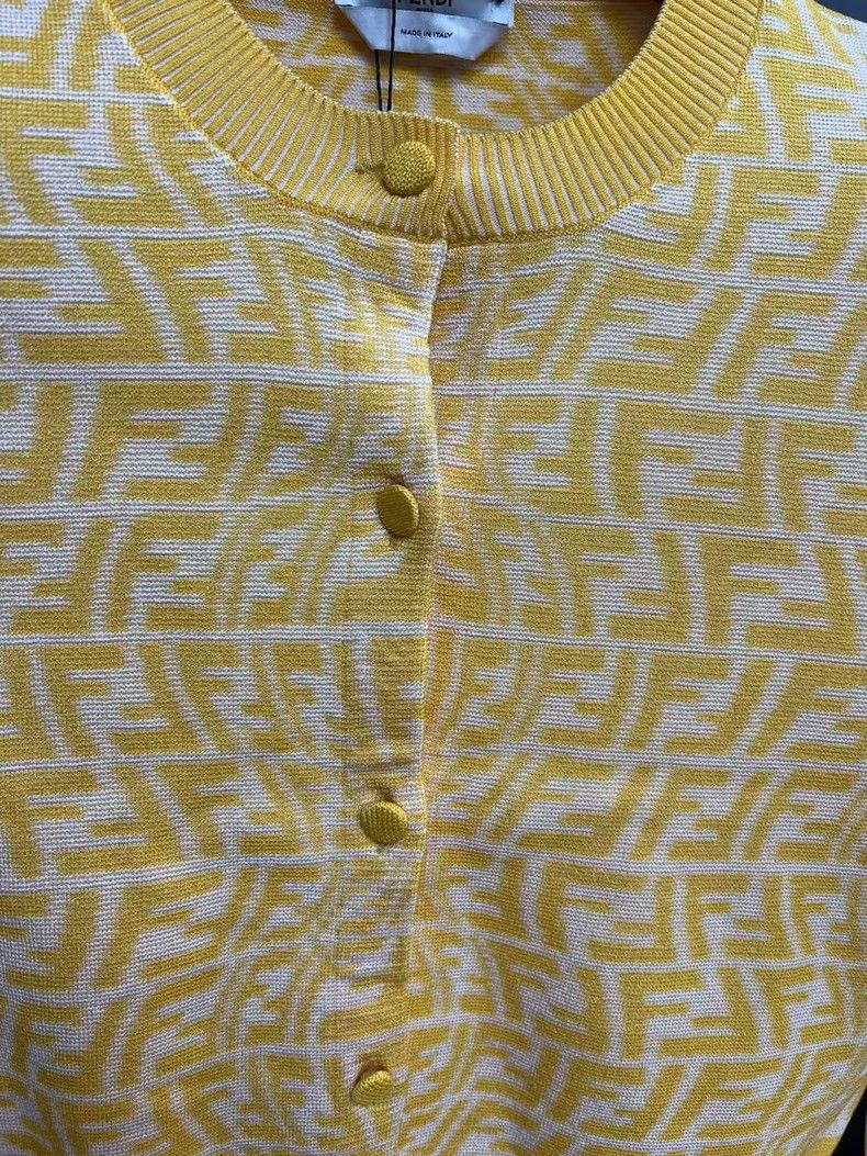 Fendi Fendi White Yellow Twisted Logo Knit Cardigan-yf Size US M / EU 48-50 / 2 - 3 Thumbnail