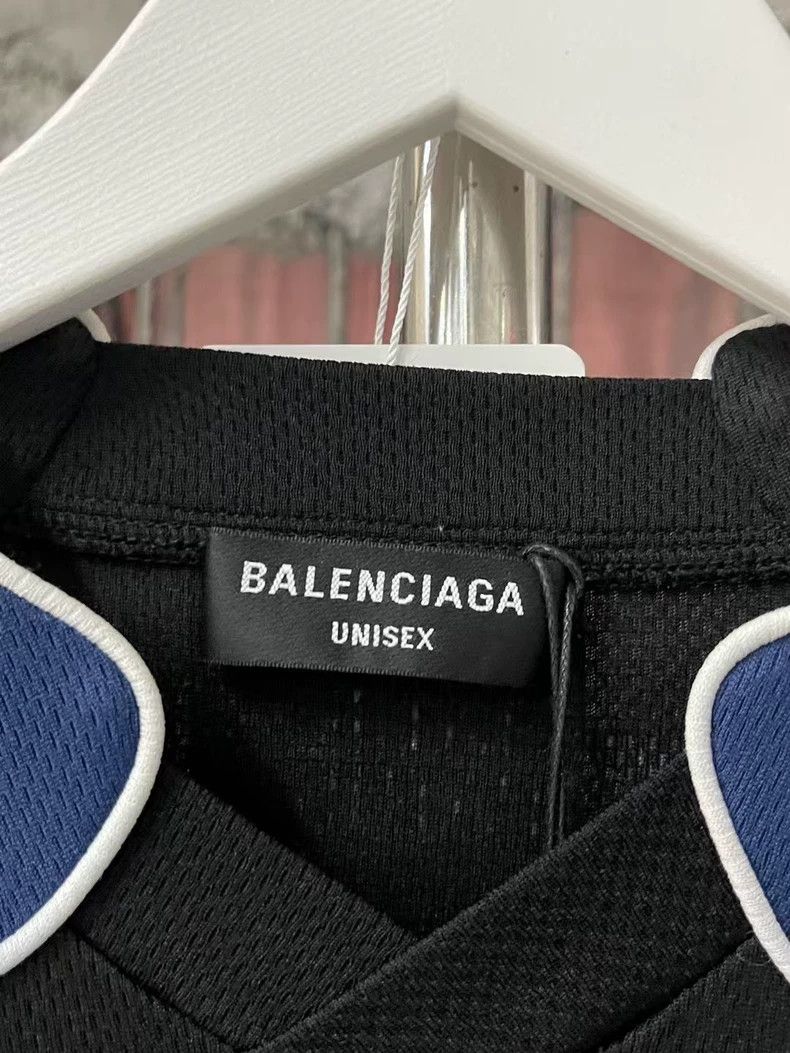 Balenciaga Balenciaga Hockey Long Sleeve Shirt-yf Size US XS / EU 42 / 0 - 6 Thumbnail
