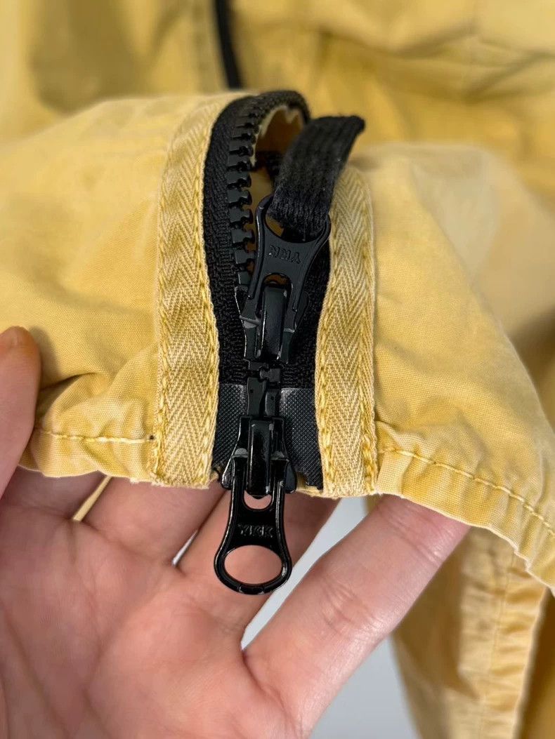 Stone Island Stone Island Yellow Pocket Zip Jacket-yf Size US L / EU 52-54 / 3 - 3 Thumbnail