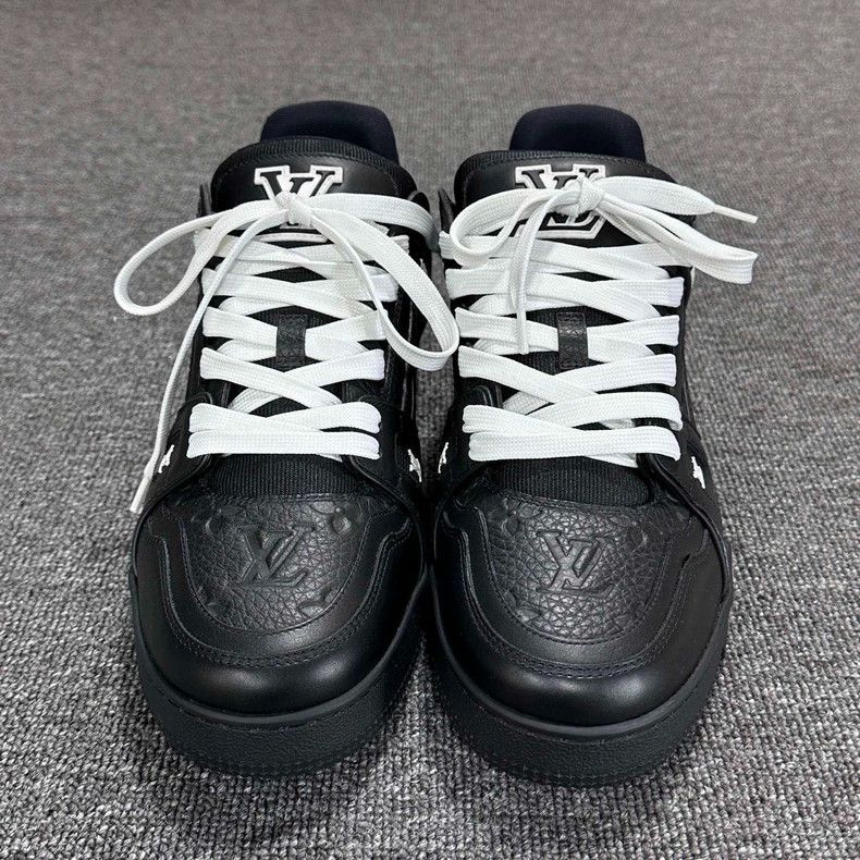 Louis Vuitton Black and White LV Trainer Shoes-yf Size US 9 / EU 42 - 4 Thumbnail