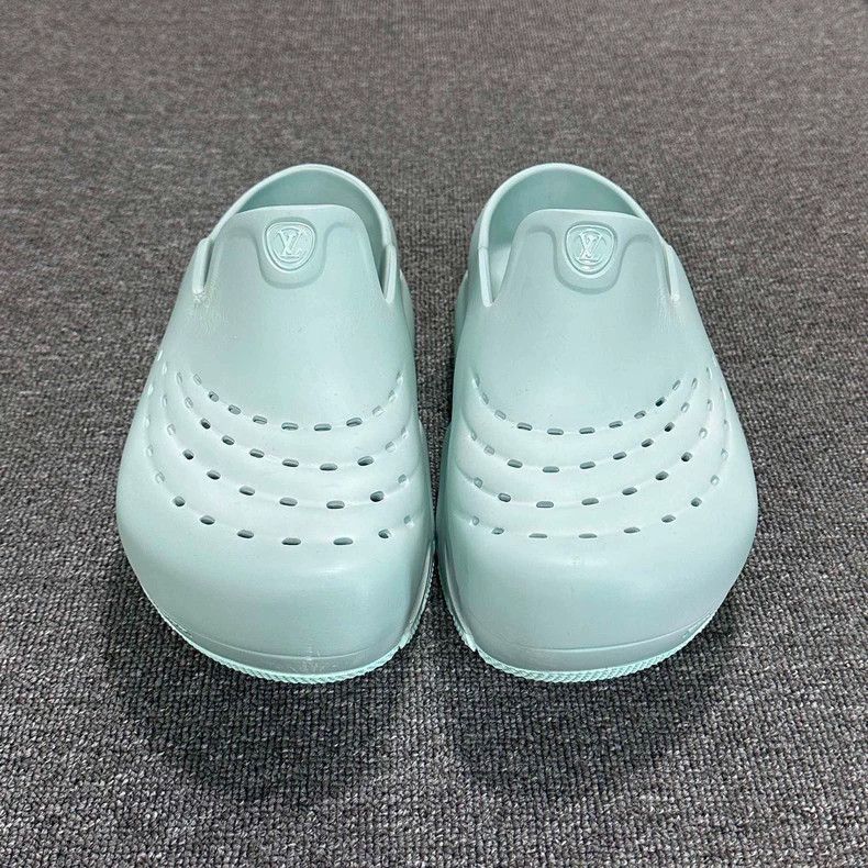 Louis Vuitton Louis Vuitton Shark Print Slippers-yf Size US 10.5 / EU 43-44 - 5 Thumbnail