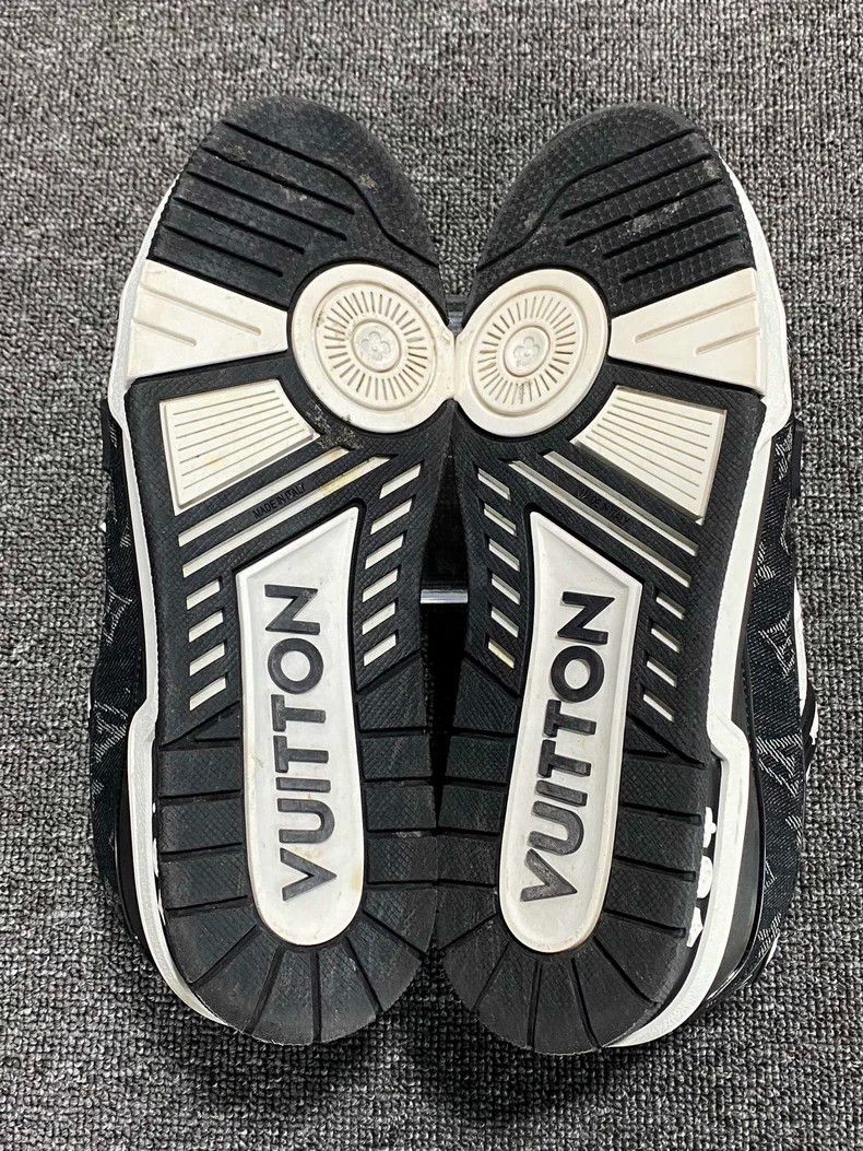Louis Vuitton Louis Vuitton Black and White Trainer Sneakers-yf Size US 9.5 / EU 42-43 - 6 Thumbnail