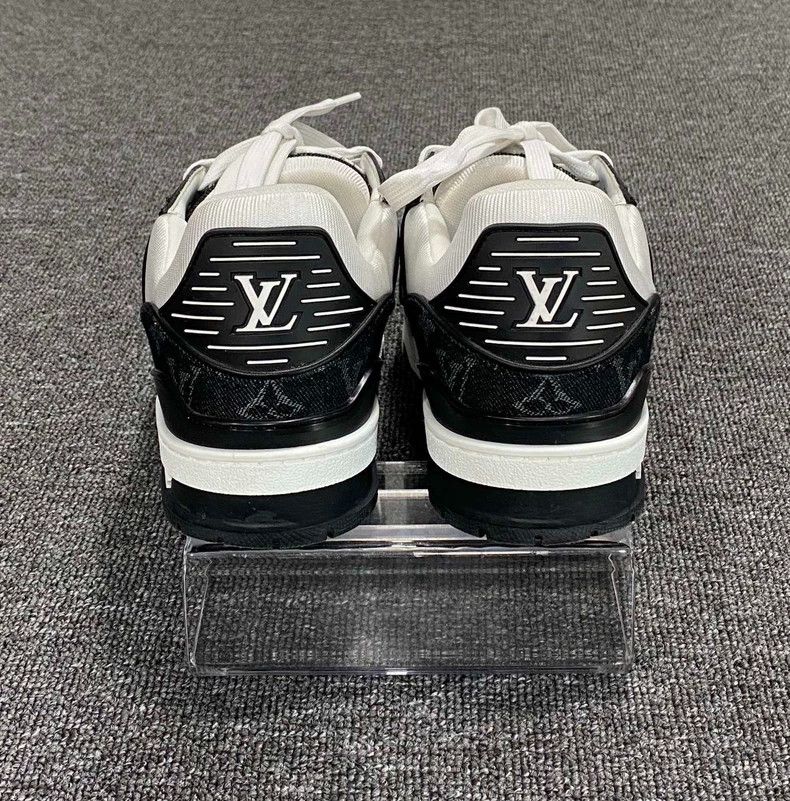 Louis Vuitton Louis Vuitton Black and White Trainer Sneakers-yf Size US 9.5 / EU 42-43 - 5 Thumbnail