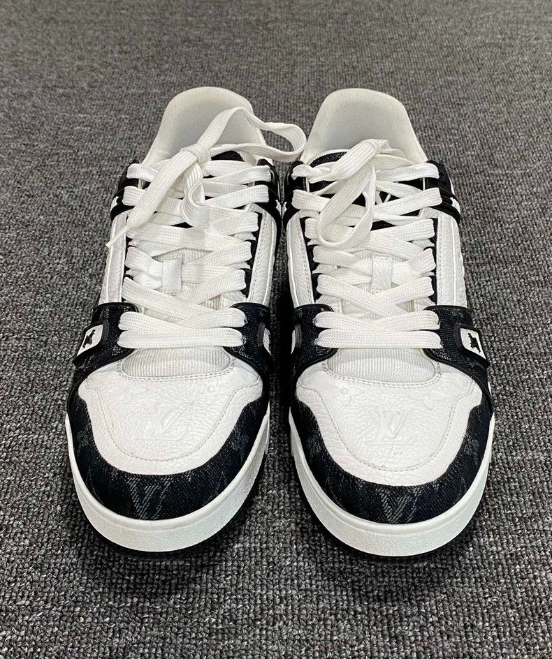 Louis Vuitton Louis Vuitton Black and White Trainer Sneakers-yf Size US 9.5 / EU 42-43 - 4 Thumbnail