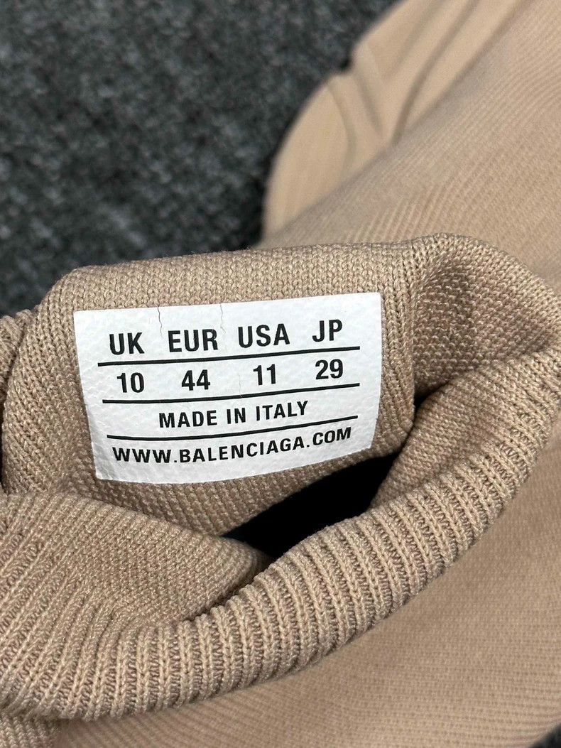 Balenciaga Balenciaga Slip-On Socks Shoes in Beige-yf Size US 11 / EU 44 - 7 Thumbnail