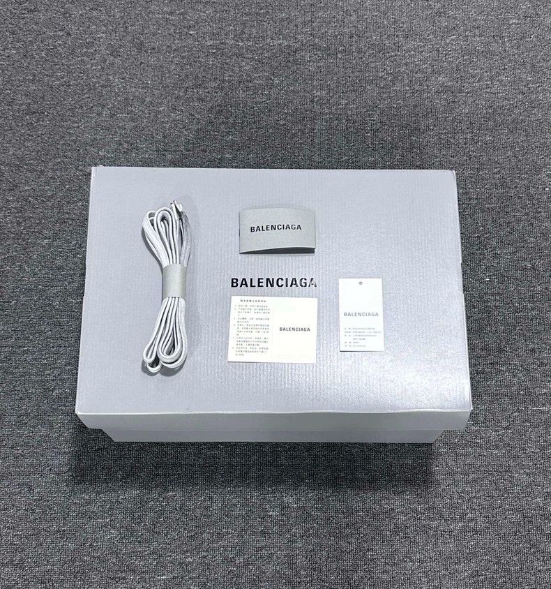 Balenciaga Balenciaga White and Red Dad Sneakers-yf Size US 8 / EU 41 - 8 Thumbnail