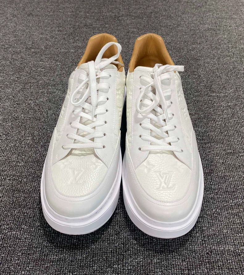 Louis Vuitton Louis Vuitton White Sneakers with Beige Accents-yf Size US 10 / EU 43 - 4 Thumbnail