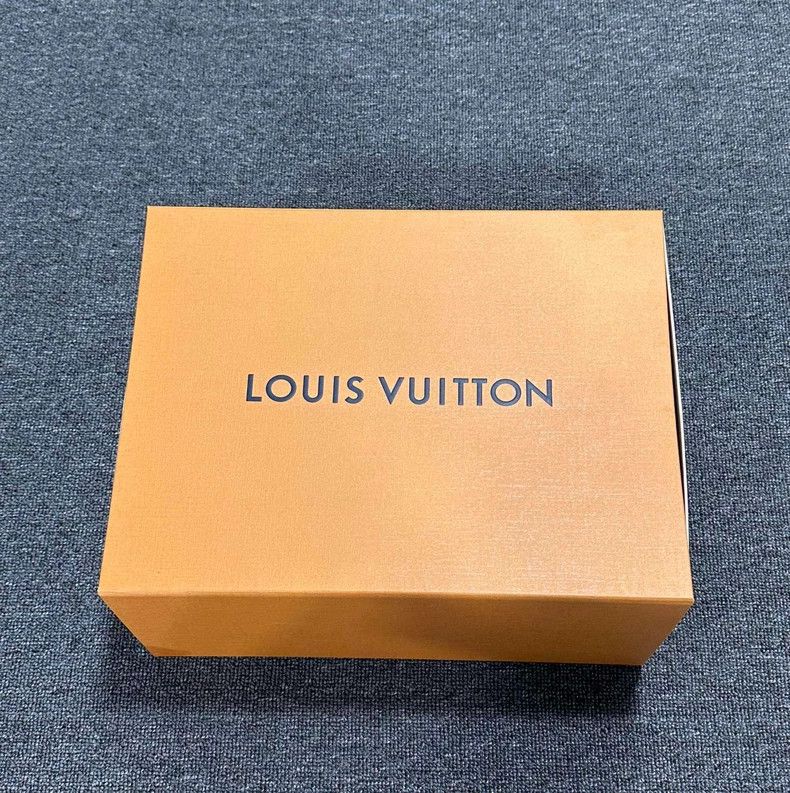 Louis Vuitton Black and White Louis Vuitton Sneakers-yf Size US 10.5 / EU 43-44 - 7 Thumbnail