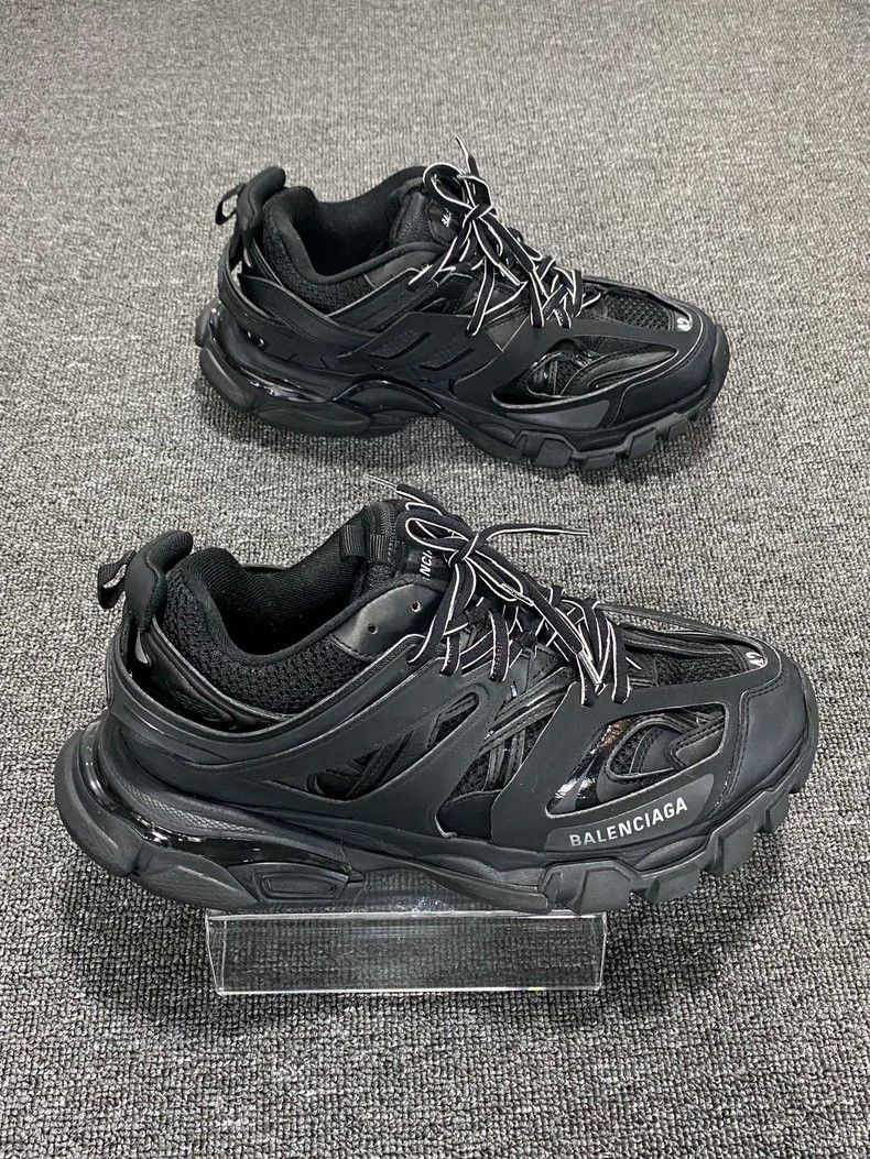 Balenciaga Black Balenciaga Dad Sneakers Size 42-yf Size US 9 / EU 42 - 2 Thumbnail