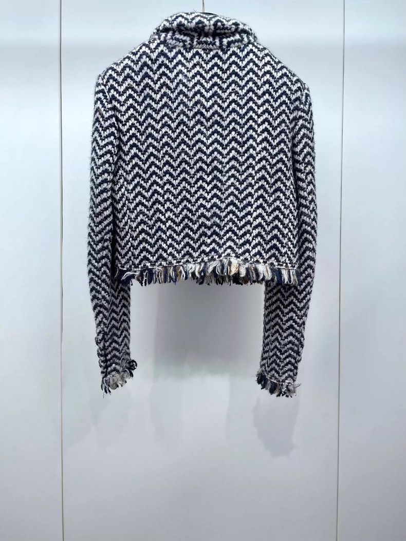 Chanel Chanel chevron fringe outerwear jacket-yf Size US S / EU 44-46 / 1 - 2 Thumbnail