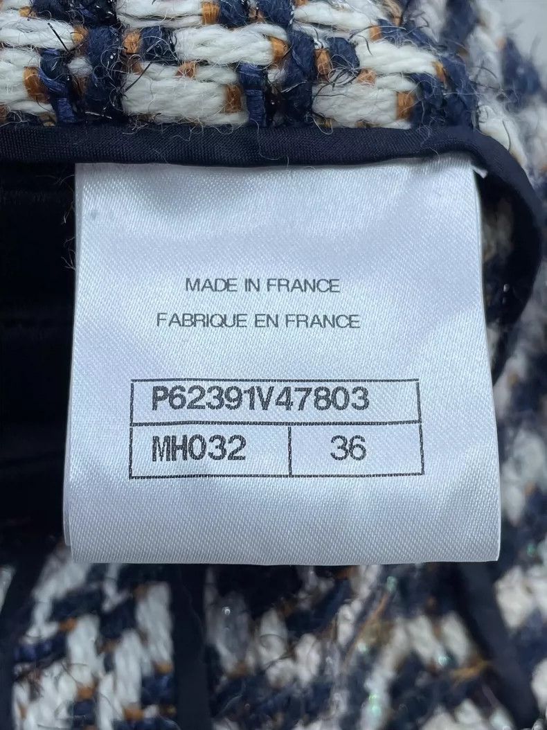 Chanel Chanel chevron fringe outerwear jacket-yf Size US S / EU 44-46 / 1 - 7 Thumbnail