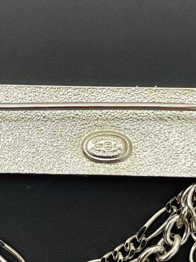 Chanel Chanel Decorative Brooch with Pearls and Chains-yf Size ONE SIZE - 5 Thumbnail