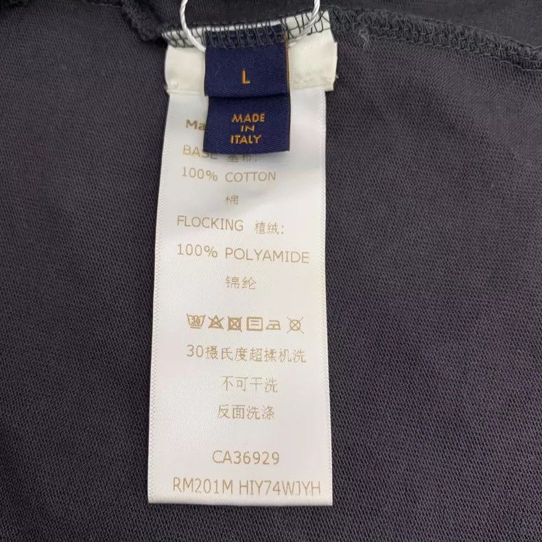 Louis Vuitton Louis Vuitton Black Gray Logo T-Shirt-yf Size US L / EU 52-54 / 3 - 6 Thumbnail