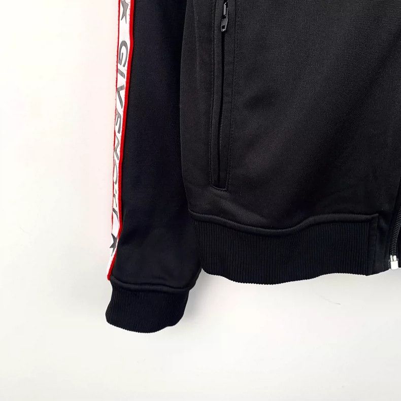 Givenchy Givenchy Black Logo Zip Long Sleeve Jacket-yf Size US L / EU 52-54 / 3 - 5 Thumbnail