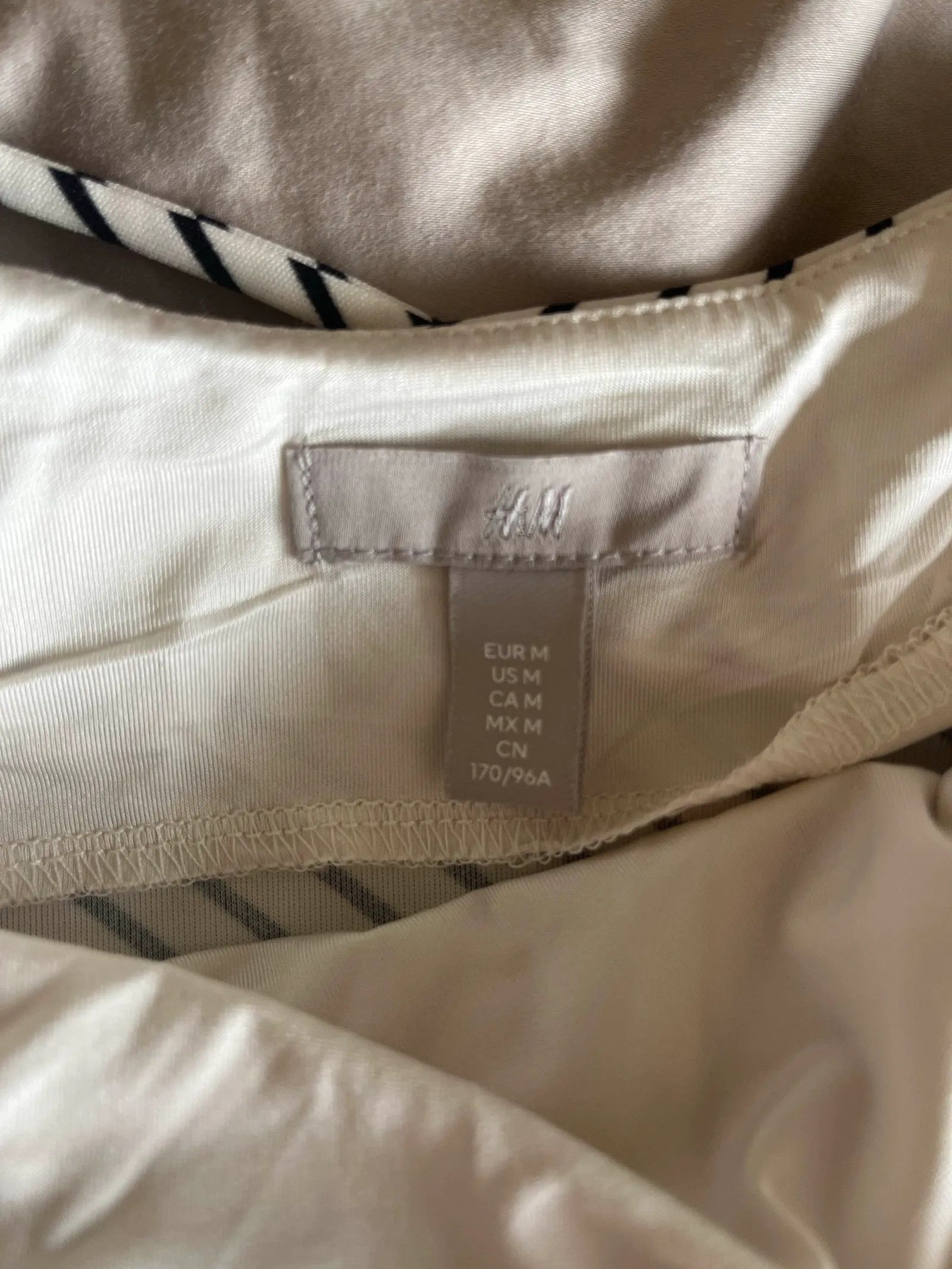 H&M H&M Dress Size M / US 6-8 / IT 42-44 - 2 Thumbnail