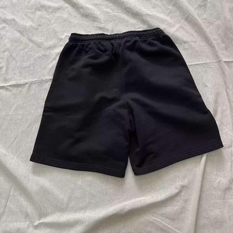 Balenciaga Balenciaga GYM WEAR logo shorts for gym-yf Size US 26 / EU 42 - 2 Thumbnail