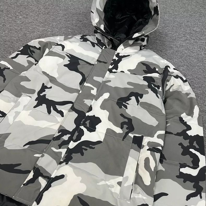 Canada Goose Canada Goose Macmillan Camo Down Jacket-yf Size US L / EU 52-54 / 3 - 4 Thumbnail