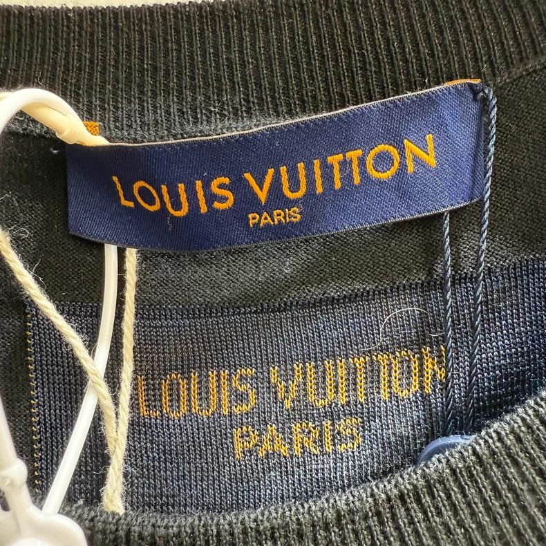 Louis Vuitton LV Louis Vuitton Black and White Knit T-Shirt-yf Size US L / EU 52-54 / 3 - 3 Thumbnail