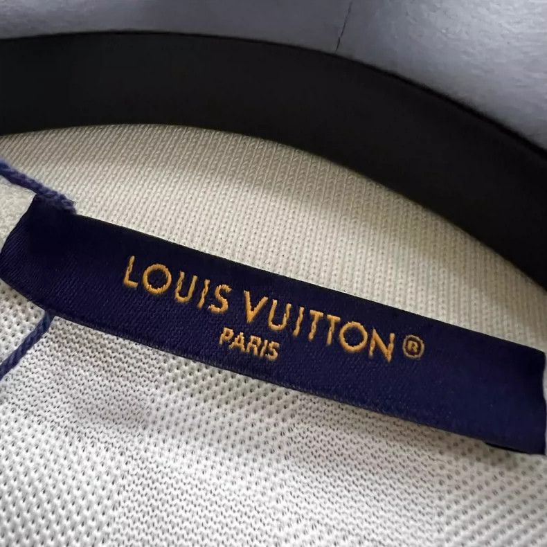 Louis Vuitton Louis Vuitton Cream Checkered Polo Shirt XL-yf Size US XL / EU 56 / 4 - 5 Thumbnail