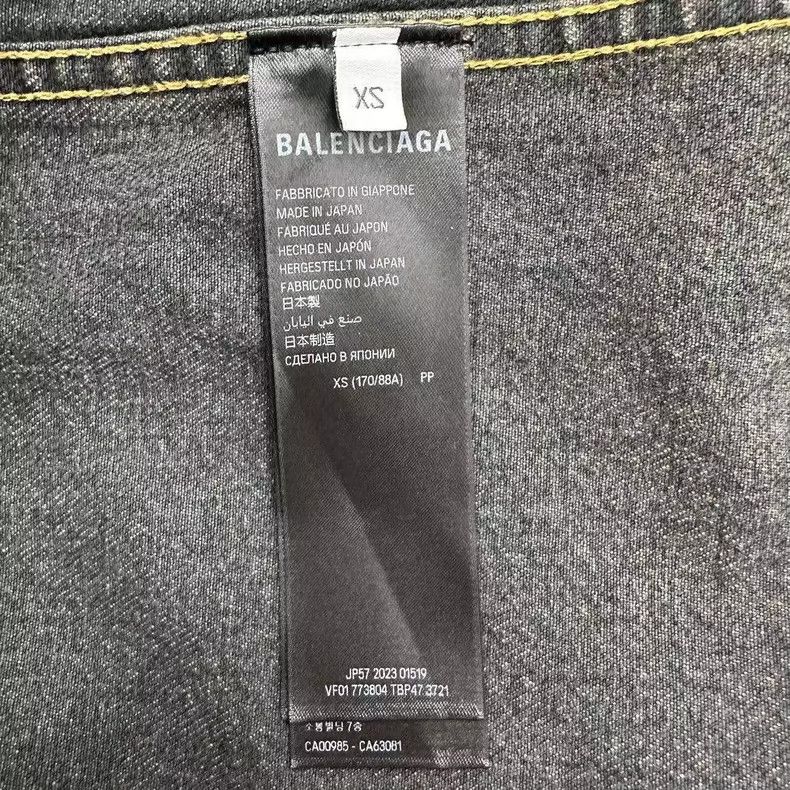 Balenciaga Balenciaga Graffiti Logo Denim Jacket XS-yf Size US XS / EU 42 / 0 - 4 Thumbnail