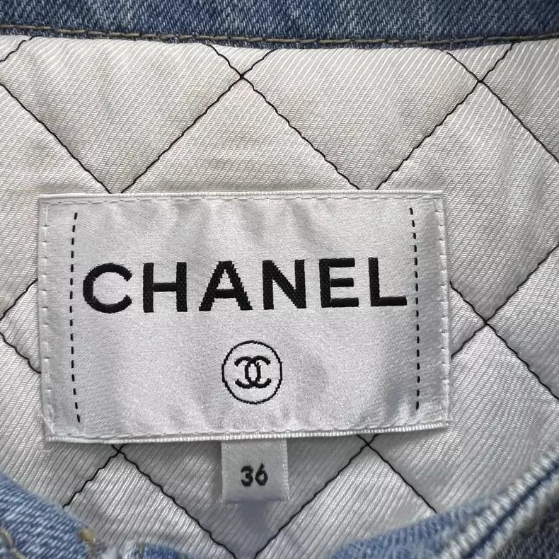 Chanel Chanel Blue Cropped Denim Jacket Size 36-yf Size US S / EU 44-46 / 1 - 3 Thumbnail
