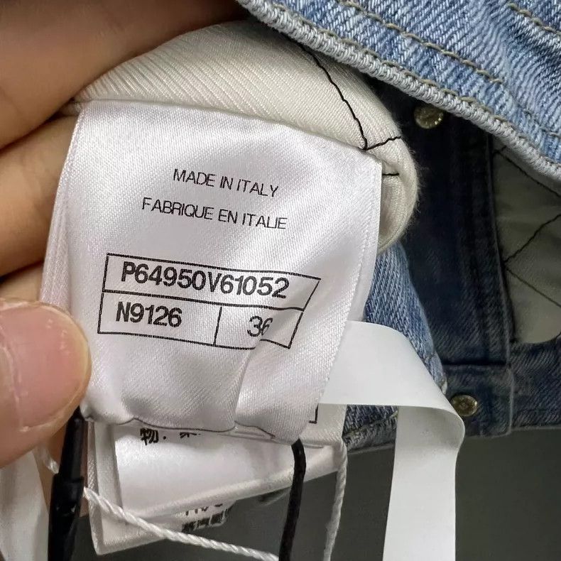 Chanel Chanel Blue Cropped Denim Jacket Size 36-yf Size US S / EU 44-46 / 1 - 5 Thumbnail