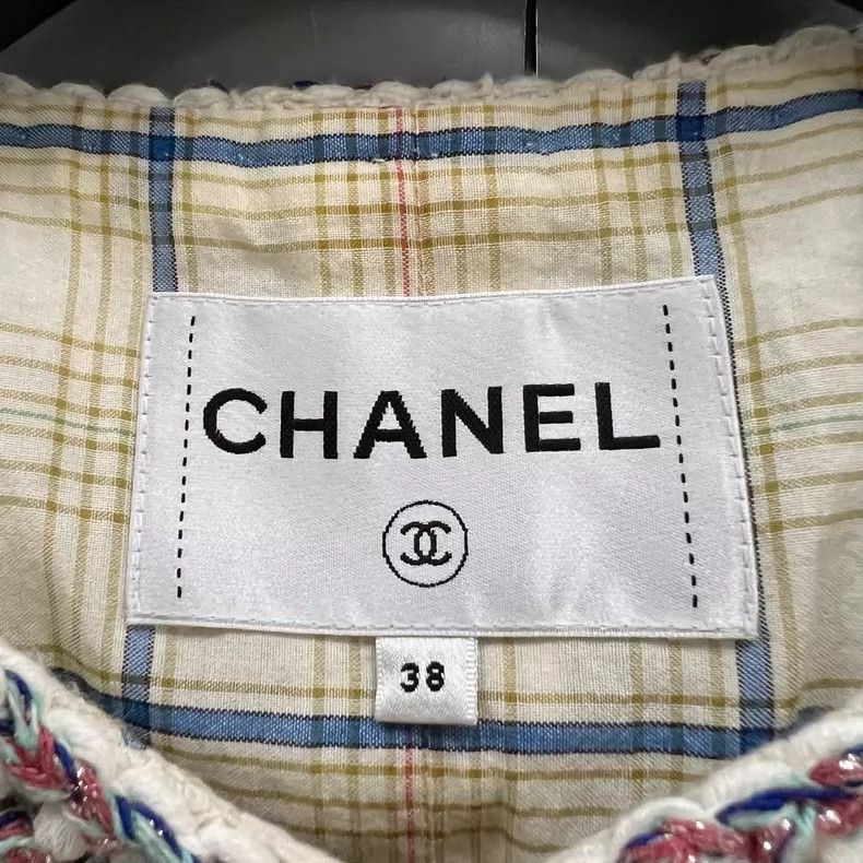 Chanel CHANEL Tweed Double Pocket Jacket Spring Collection-yf Size US M / EU 48-50 / 2 - 6 Thumbnail