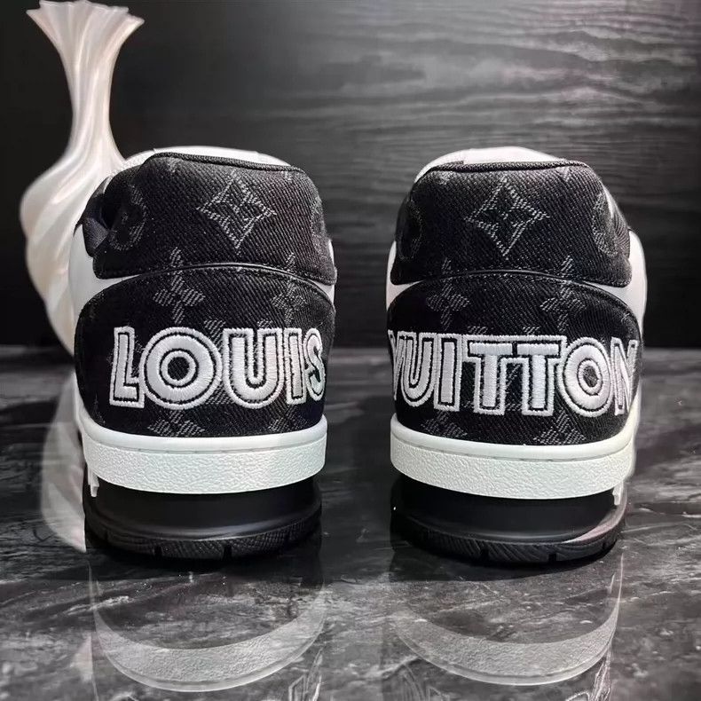 Louis Vuitton Black and White Velcro Trainer Sneakers-yf Size US 10.5 / EU 43-44 - 4 Thumbnail