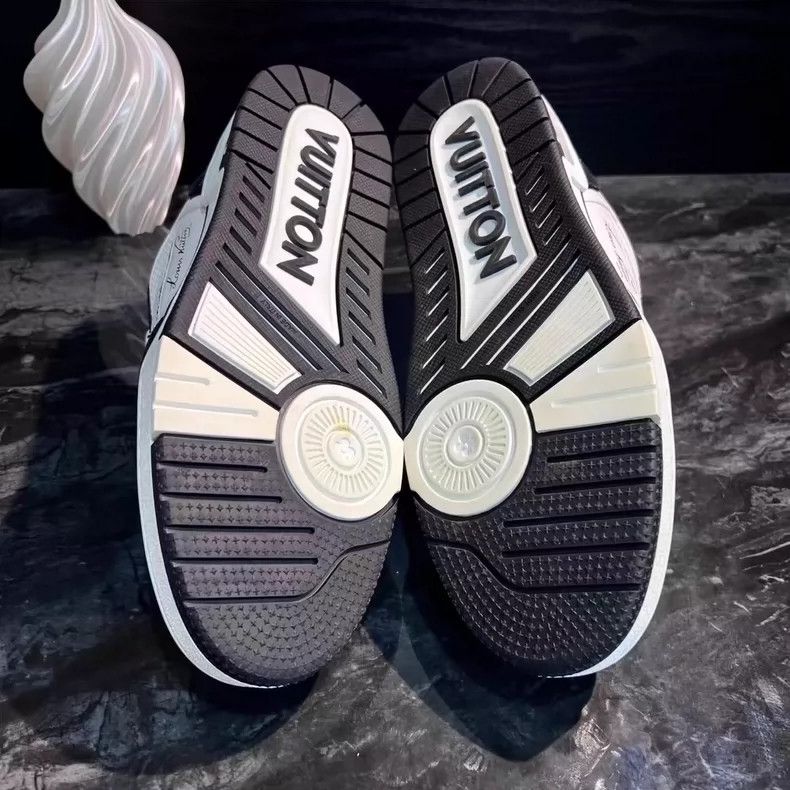 Louis Vuitton Black and White Velcro Trainer Sneakers-yf Size US 10.5 / EU 43-44 - 5 Thumbnail