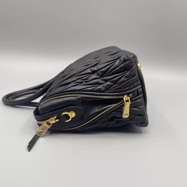 Miu Miu Miu Miu Pleated Handbag Crossbody Bag-yf Size ONE SIZE - 4 Thumbnail