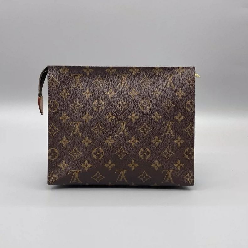 Louis Vuitton Louis Vuitton Classic Toiletry Pouch-yf Size ONE SIZE - 2 Thumbnail