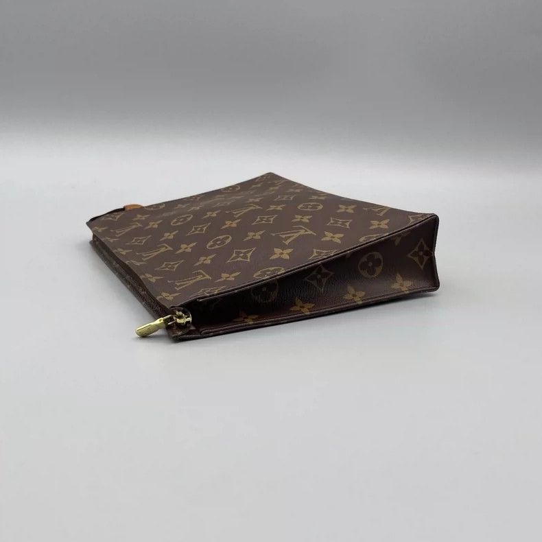 Louis Vuitton Louis Vuitton Classic Toiletry Pouch-yf Size ONE SIZE - 4 Thumbnail