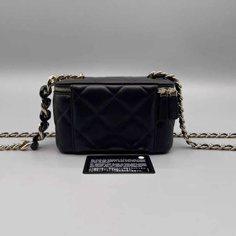 Chanel Chanel Lambskin Makeup Box Handbag-yf Size ONE SIZE - 2 Thumbnail