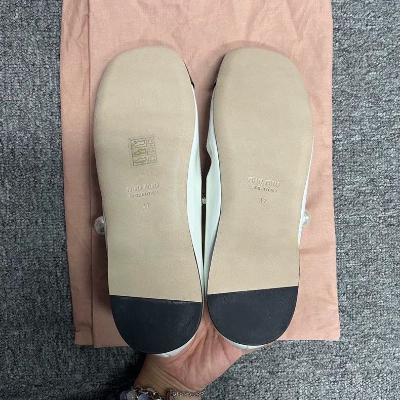 Miu Miu Miu Miu Black and White Leather Flats-yf Size US 7 / EU 40 - 5 Thumbnail