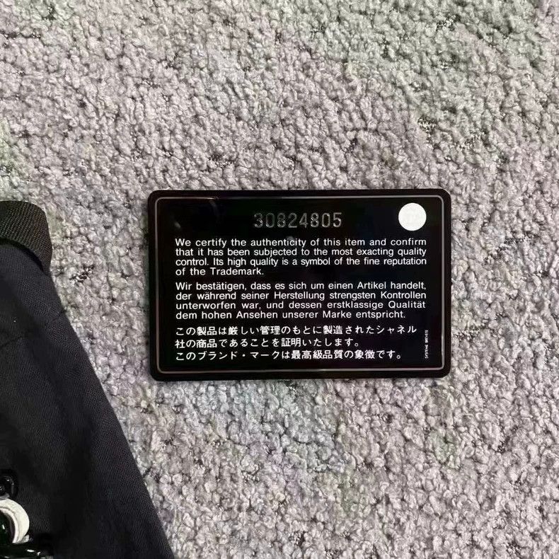 Chanel Chanel White Metal Logo Chain Phone Bag-yf Size ONE SIZE - 9 Thumbnail