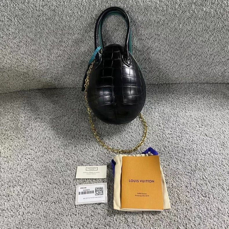 Louis Vuitton Louis Vuitton Crocodile Chain Bag-yf Size ONE SIZE - 8 Thumbnail