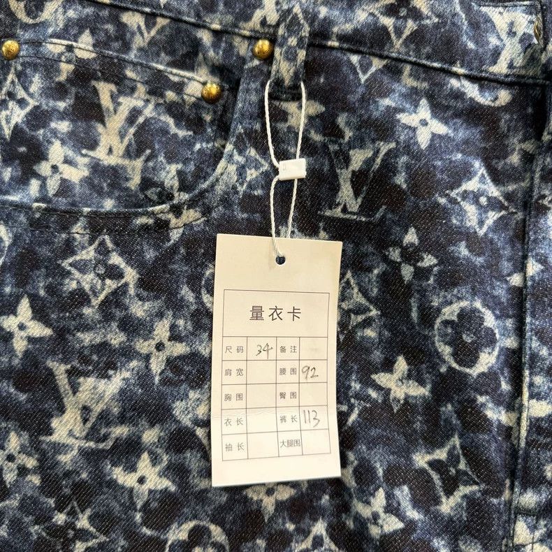 Louis Vuitton Louis Vuitton Full Print Logo Denim Pants-yf Size US 34 / EU 50 - 2 Thumbnail