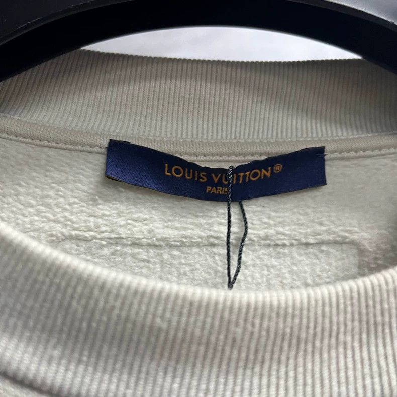 Louis Vuitton Louis Vuitton Light Green Logo Embroidered Sweatshirt-yf Size US S / EU 44-46 / 1 - 2 Thumbnail