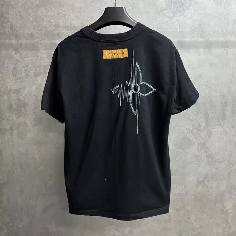 Louis Vuitton Louis Vuitton Black Graphic Print T-Shirt-yf Size US M / EU 48-50 / 2 - 5 Thumbnail