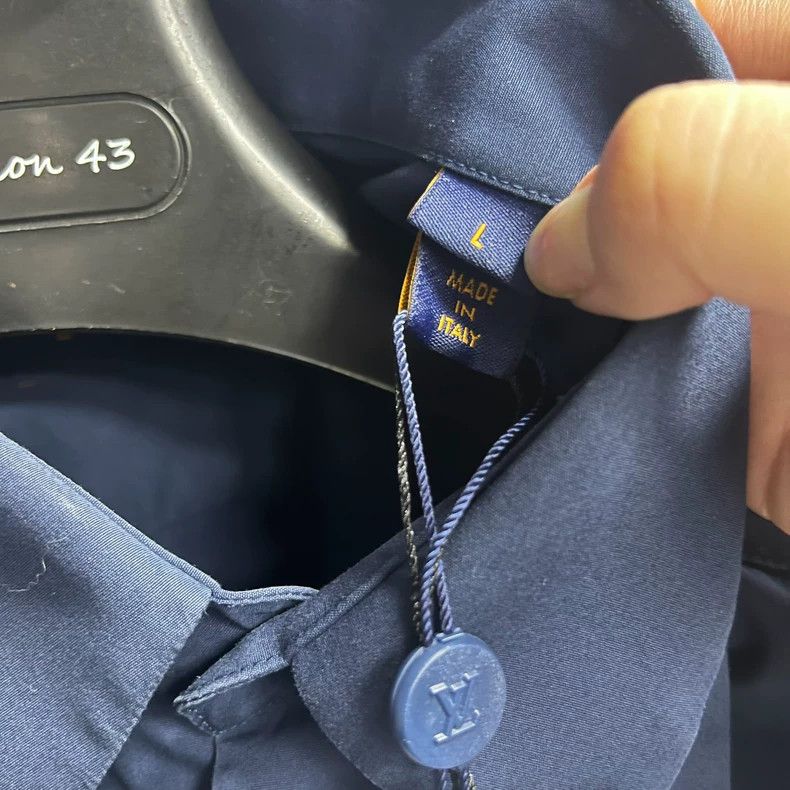 Louis Vuitton Louis Vuitton Navy Long Sleeve Shirt-yf Size US L / EU 52-54 / 3 - 4 Thumbnail