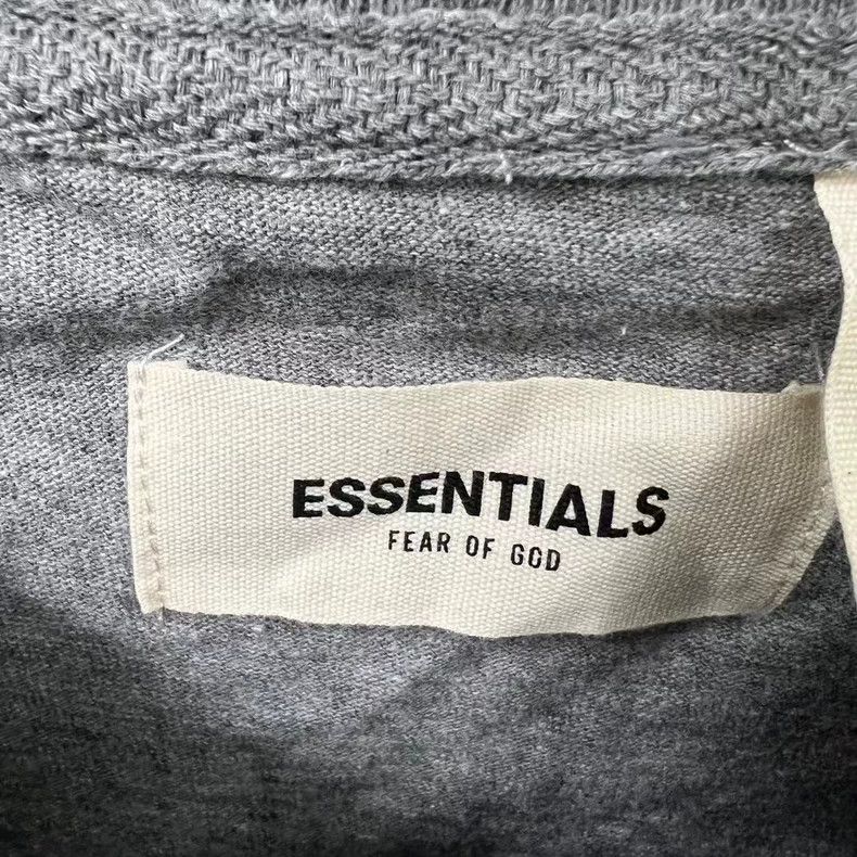 Fear of God Long Sleeve Graphic T-Shirt-yf
