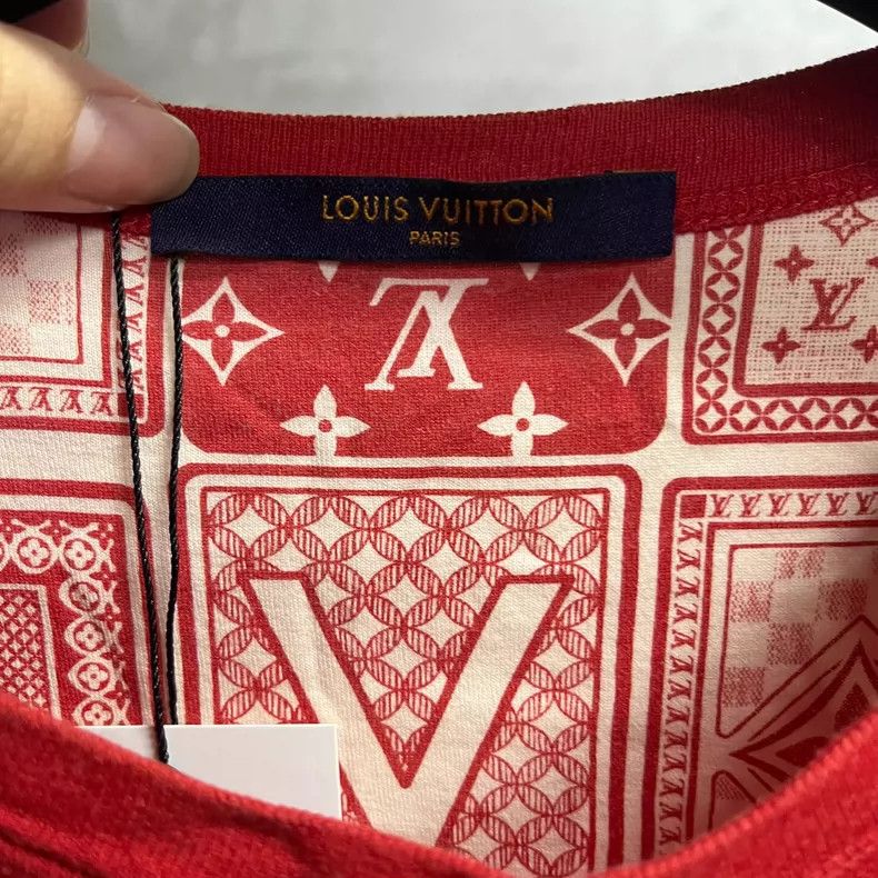 Louis Vuitton Red Poker Print Short Sleeve Shirt-yf