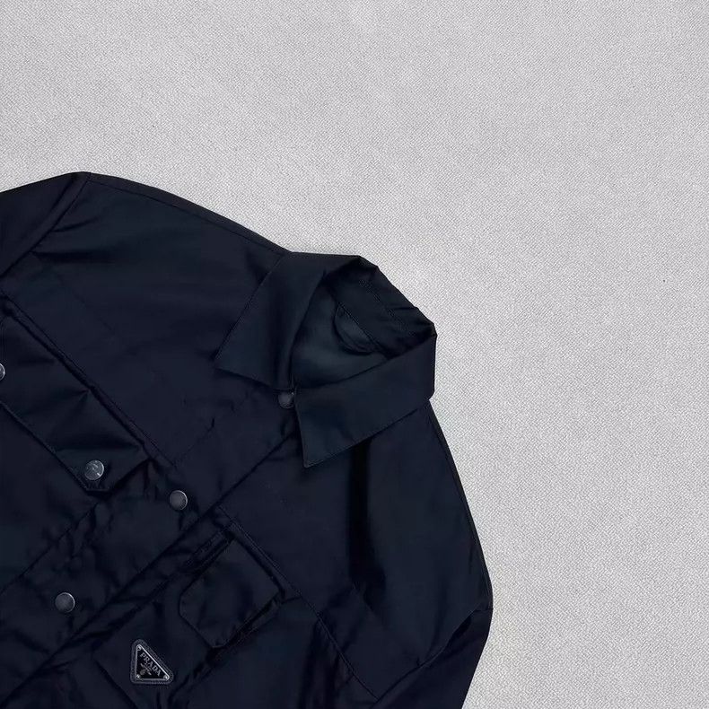 Prada Prada Multi-Pocket Triangle Nylon Jacket-yf Size US M / EU 48-50 / 2 - 3 Thumbnail