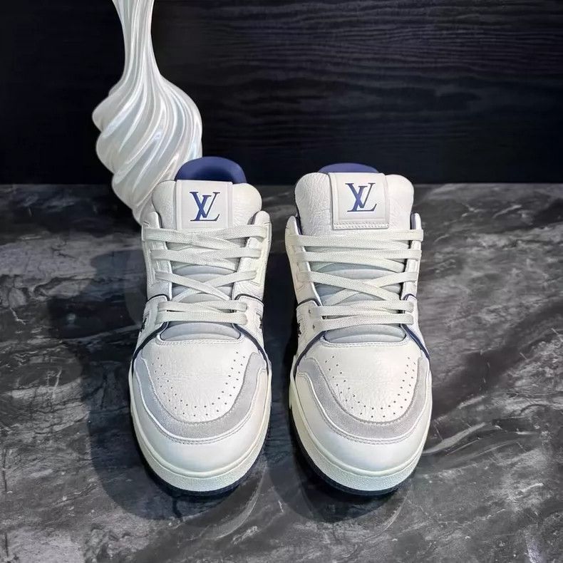 Louis Vuitton Navy Blue Louis Vuitton Trainer Sneakers-yf Size US 8.5 / EU 41-42 - 2 Thumbnail