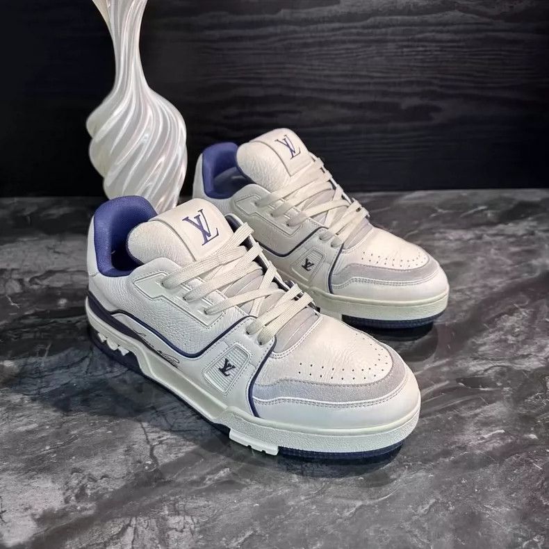 Louis Vuitton Navy Blue Louis Vuitton Trainer Sneakers-yf Size US 8.5 / EU 41-42 - 3 Thumbnail