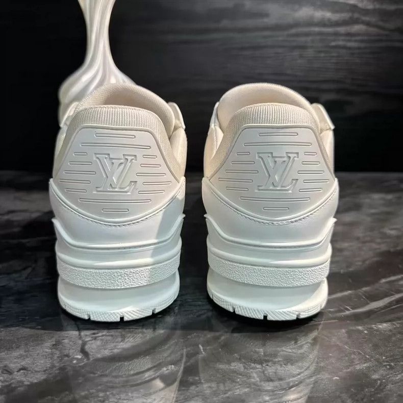 Louis Vuitton White Trainer Sneakers with Clean Design-yf Size US 8.5 / EU 41-42 - 4 Thumbnail
