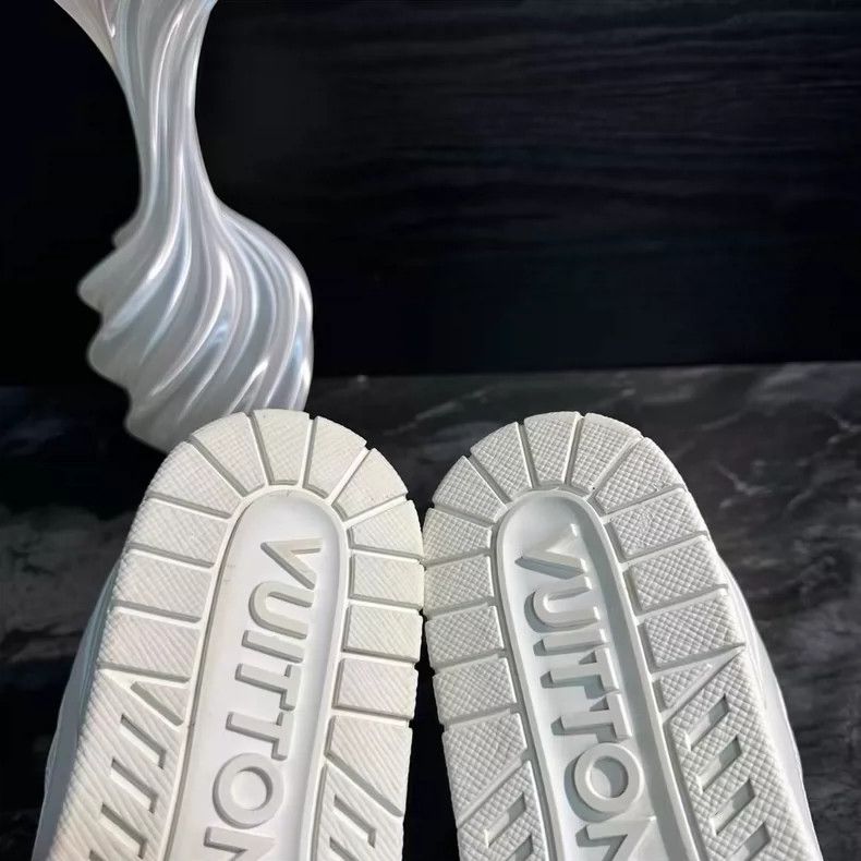 Louis Vuitton White Trainer Sneakers with Clean Design-yf Size US 8.5 / EU 41-42 - 6 Thumbnail
